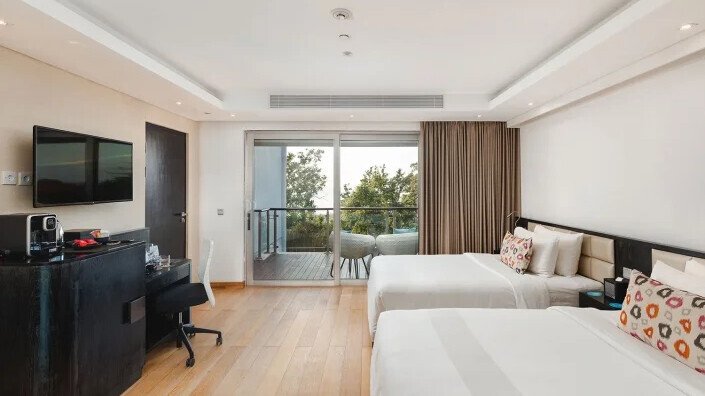 Junior Leisure Suite Twin